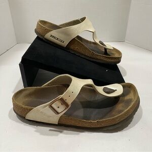 BIRKENSTOCK Gizeh Thong Sandals Metallic Gold EU 36
